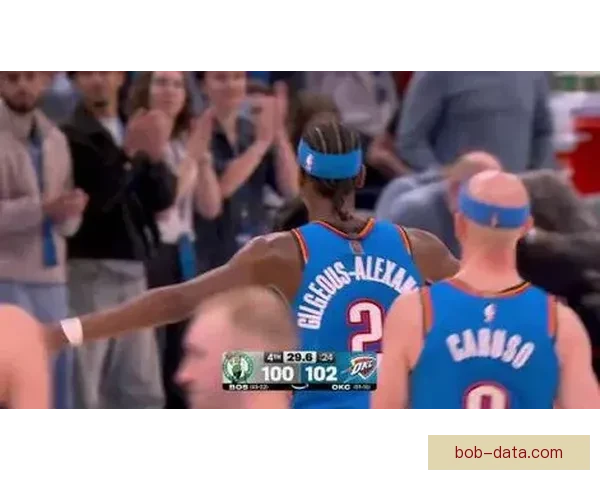 亚历山大空砍33分开局火热后被限制布朗中投成为进攻核心